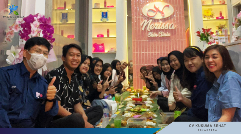 acara-berbagi-takjil-dan-buka-bersama-cv-kusuma-sehat-sejahtera-5